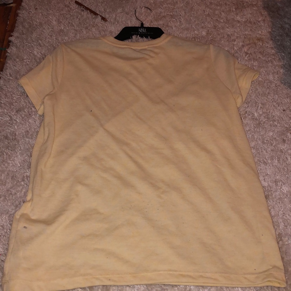 T-Shirt - Picture 2 of 2
